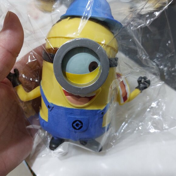 Despicable Me Minion Stuart Action Figure Decor Cutie - Picture 2 of 8